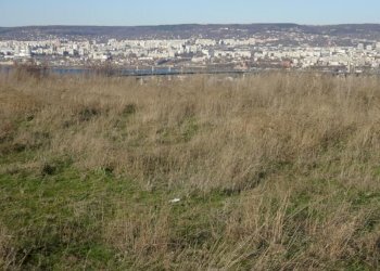 Terreno edificabile Varna (zona Аспарухово) - foto 1