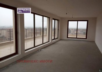 Four-room apartment Plovdiv (neighborhood Христо Смирненски) - photo 1