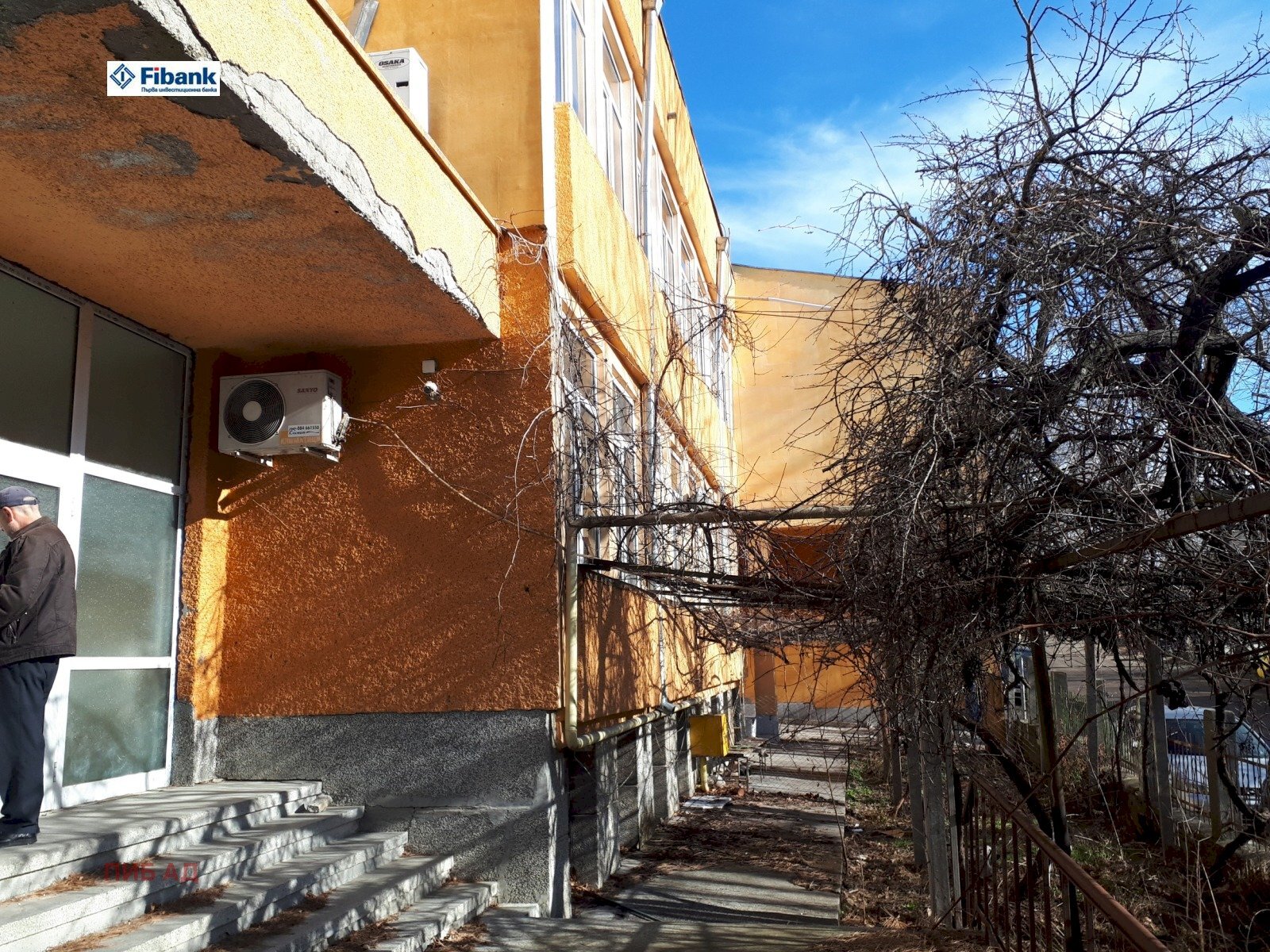 Commercial Premises Targovishte (neighborhood Център) - photo 1