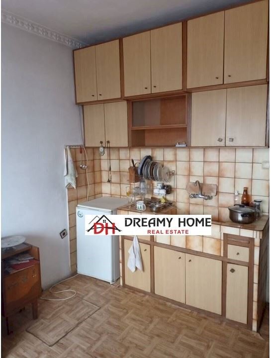 One-room apartment Stara Zagora (neighborhood Център) - photo 1