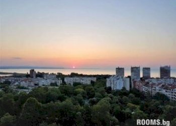 Four-room apartment Burgas (neighborhood Лазур) - photo 1