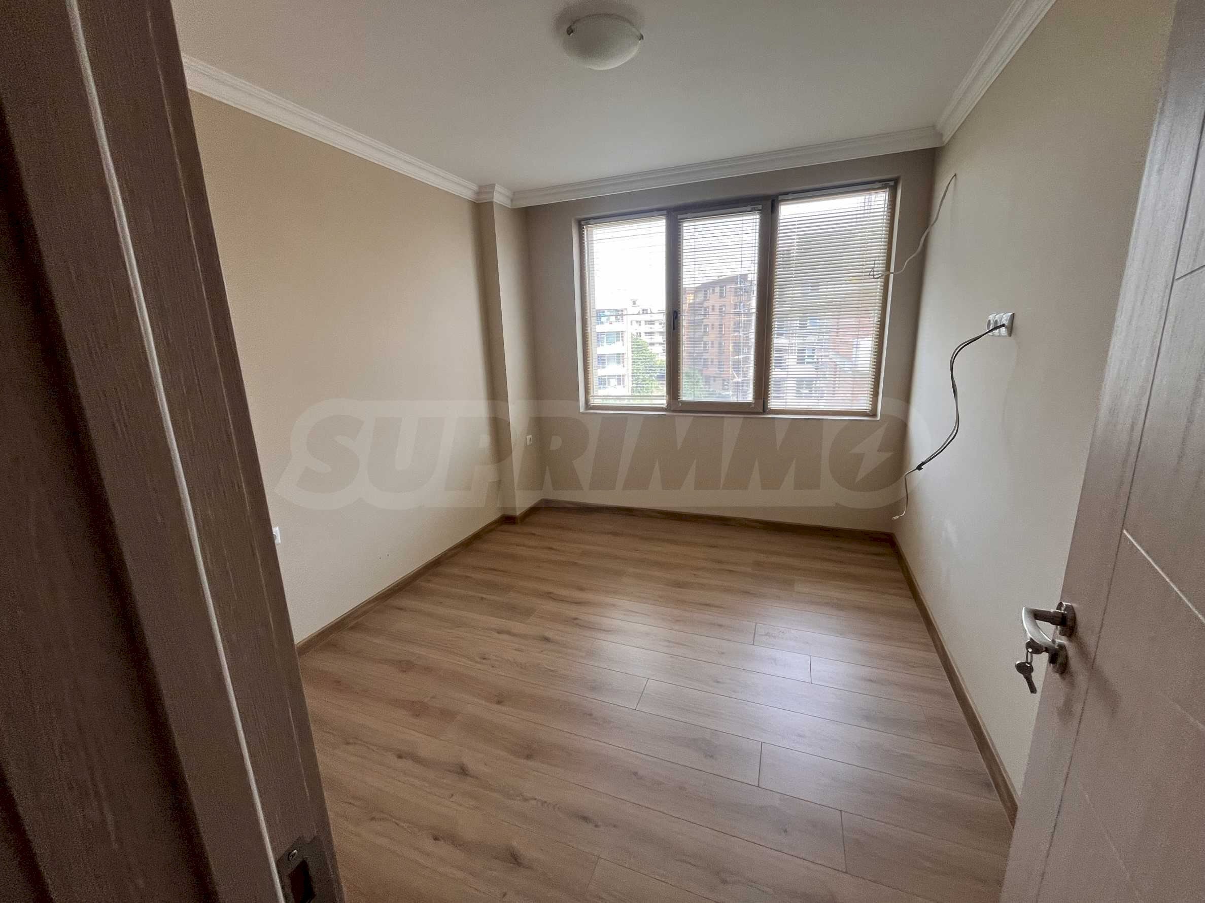 Three-room apartment Pomorie - photo 1