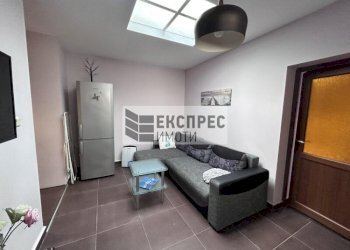 Appartamento Varna (zona Център) - foto 1