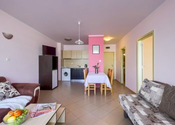 Appartamento Комплекс Гранд Камелия, Nesebar - foto 1