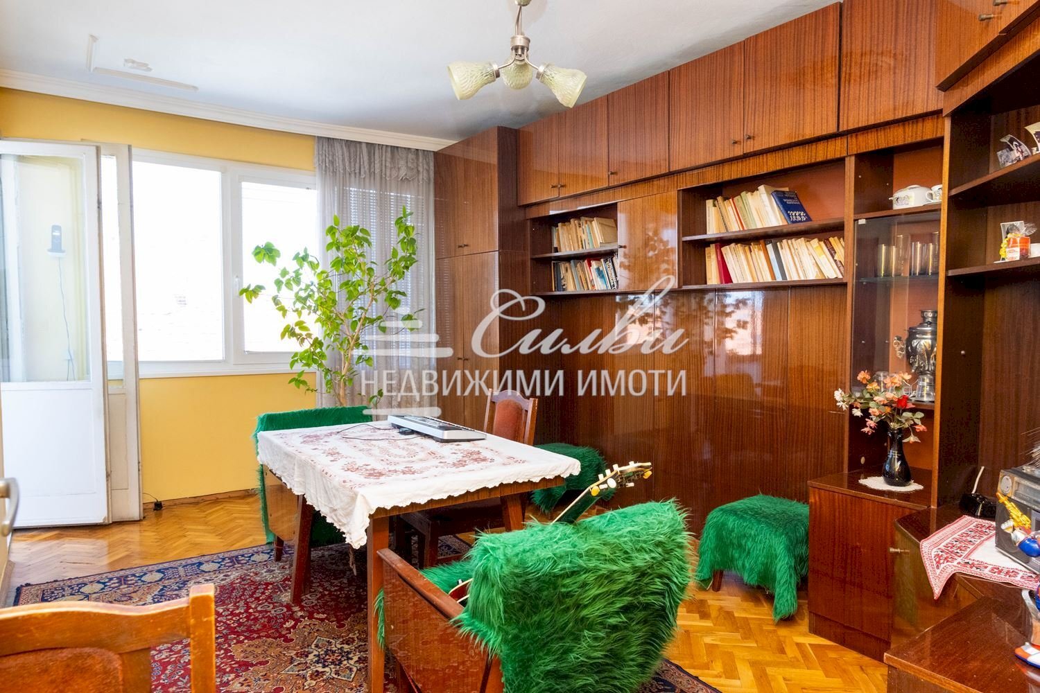 Four-room apartment Shumen (neighborhood Център) - photo 1