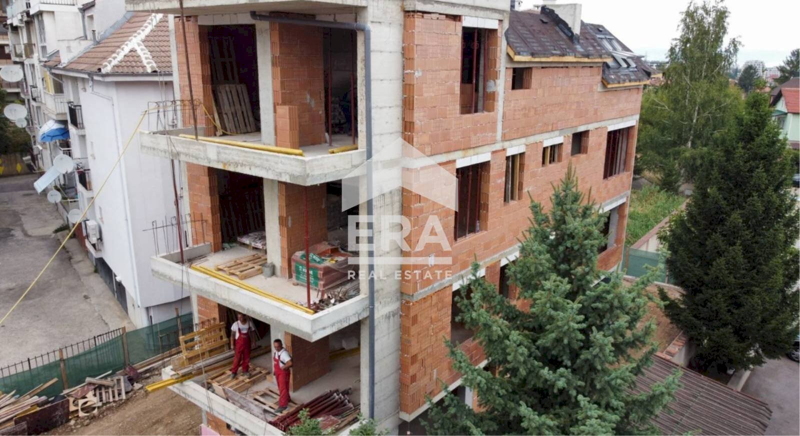 Three-room apartment Sofia (neighborhood Карпузица) - photo 1