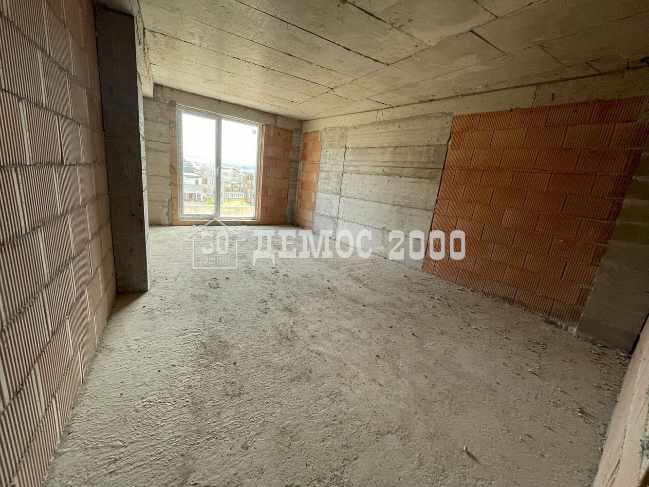 Three-room apartment Varna - photo 1