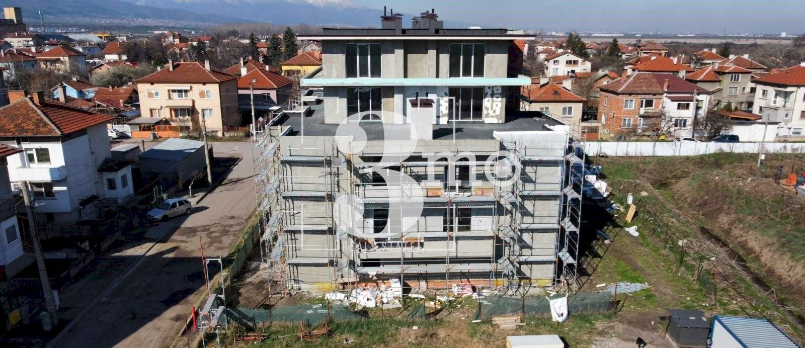Trilocale Elin Pelin - foto 1