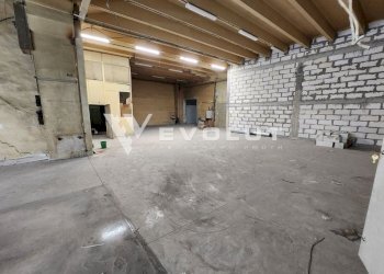 Warehouse Sofia (neighborhood 7-ми 11-ти километър) - photo 1