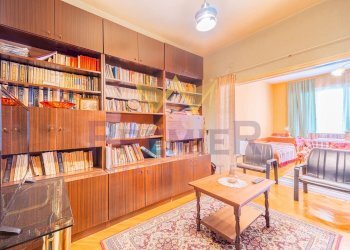 Three-room apartment Varna (neighborhood Спортна зала) - photo 1