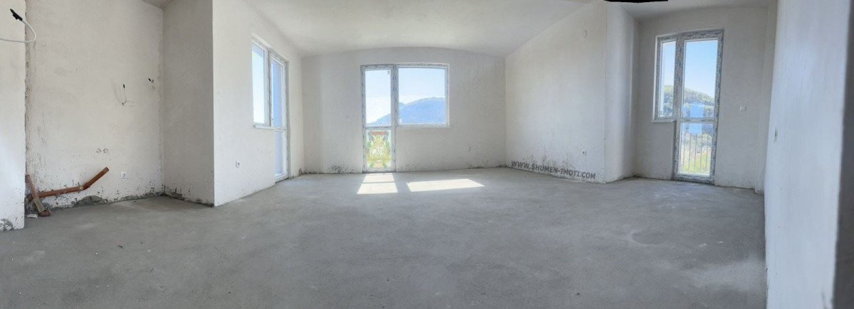 Trilocale Shumen (zona Томбул джамия) - foto 1