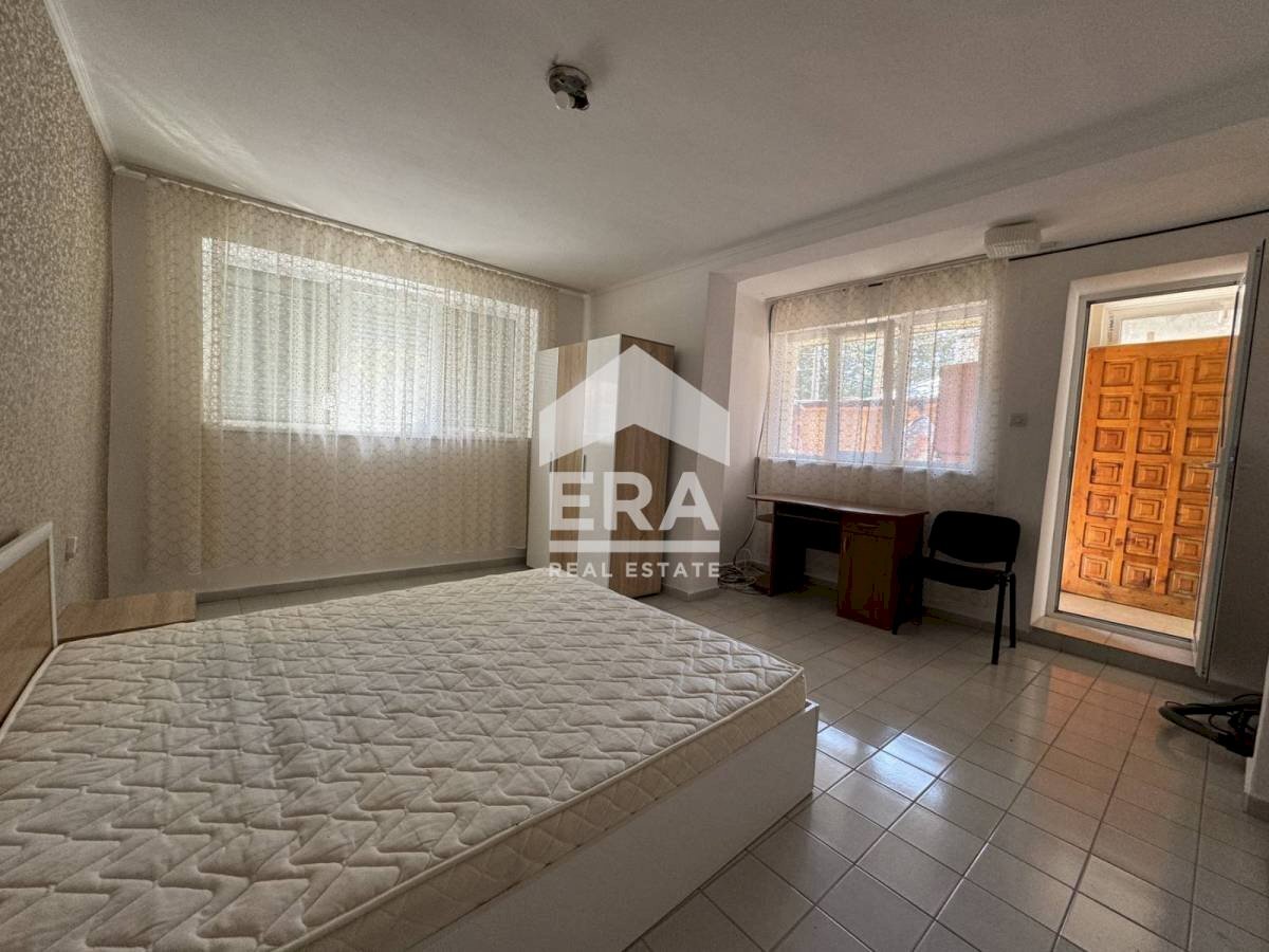 Two-room apartment Silistra (neighborhood Център) - photo 1