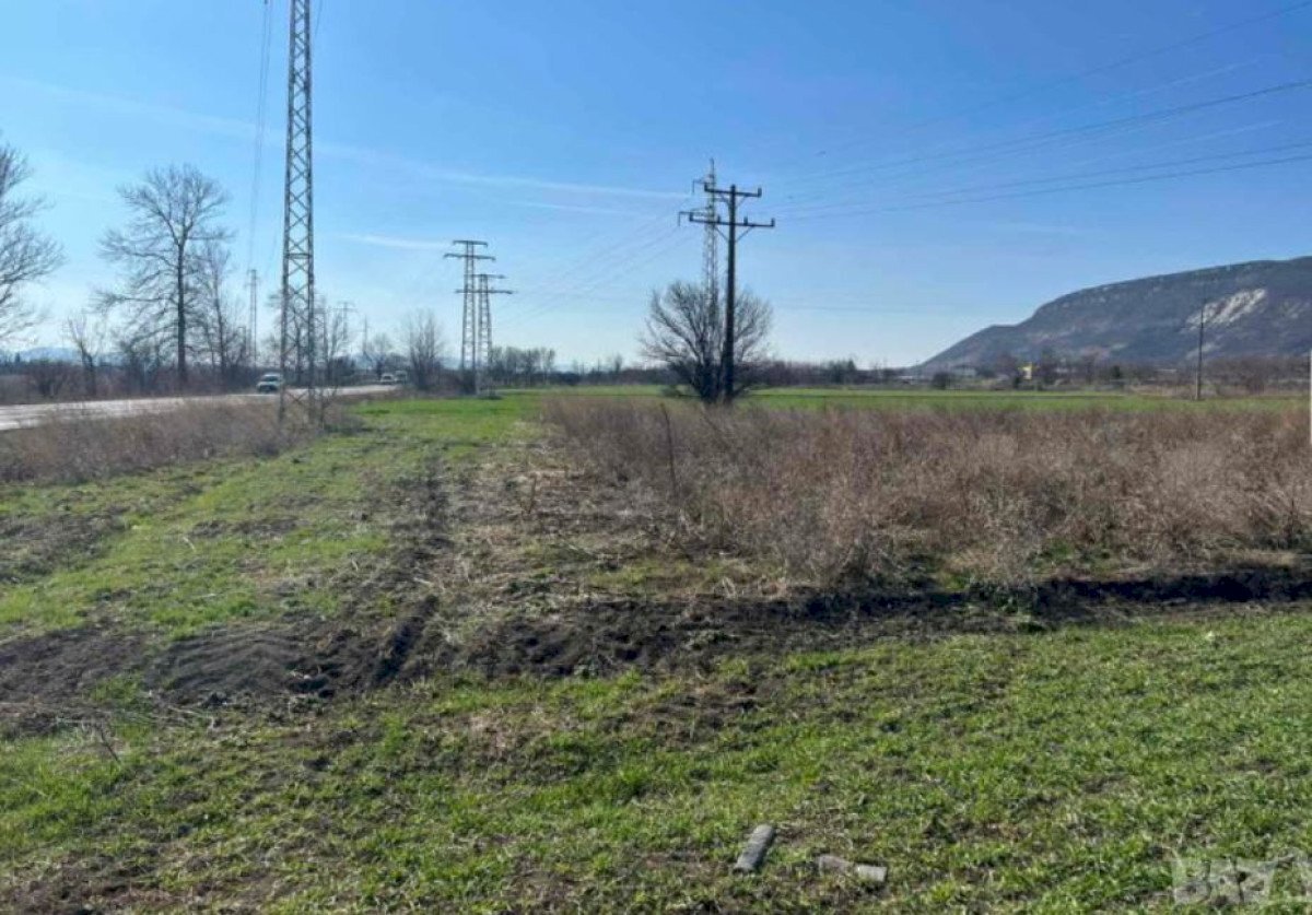 Building land Shumen (neighborhood Дивдядово) - photo 1