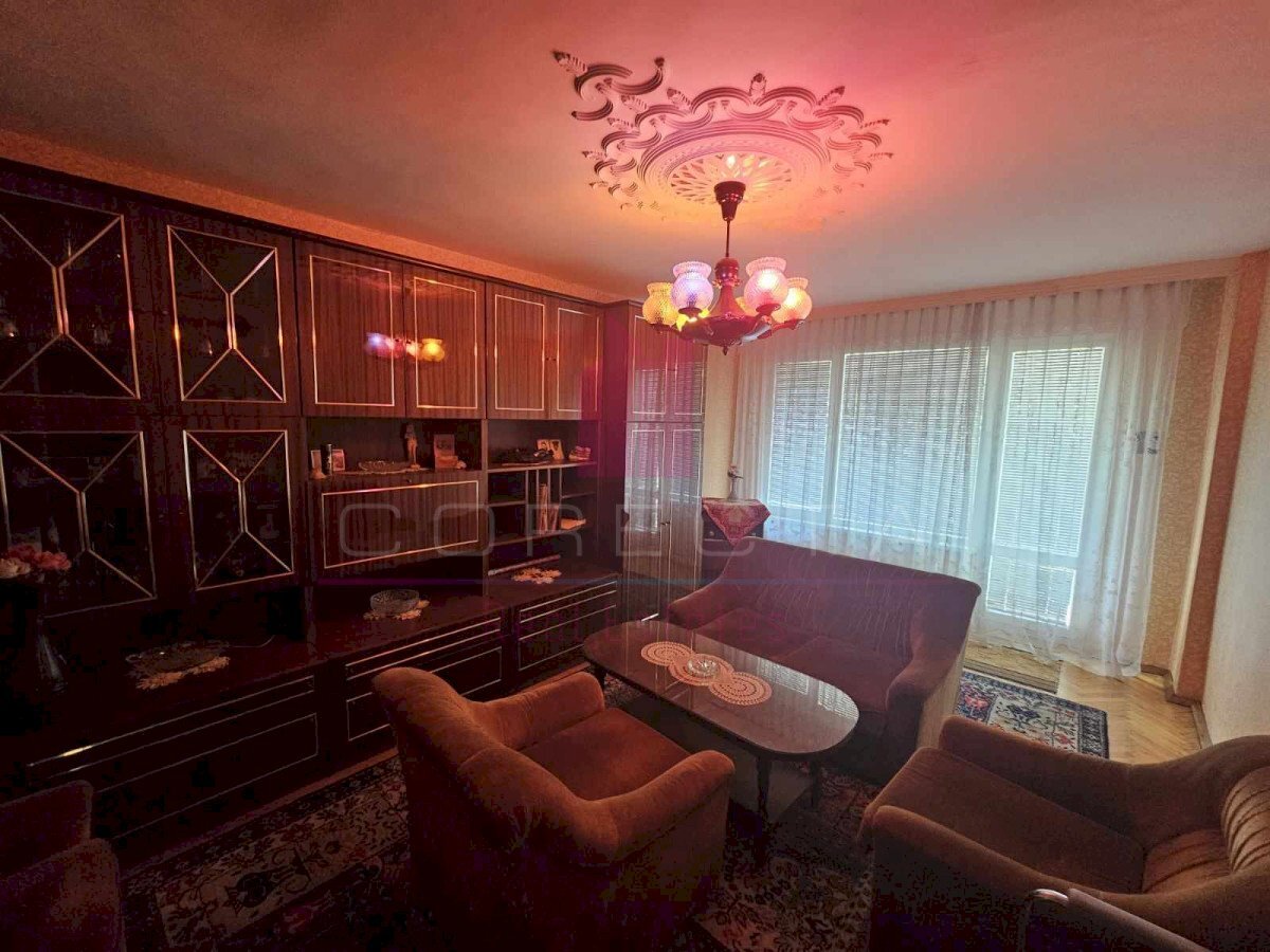 Four-room apartment Ruse (neighborhood Хъшове) - photo 1