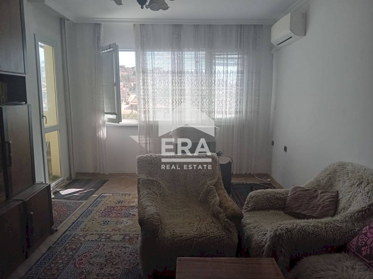 Three-room apartment Три чучура-север, Stara Zagora - photo 1