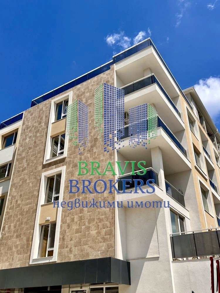 Three-room apartment Бриз, Varna - photo 1