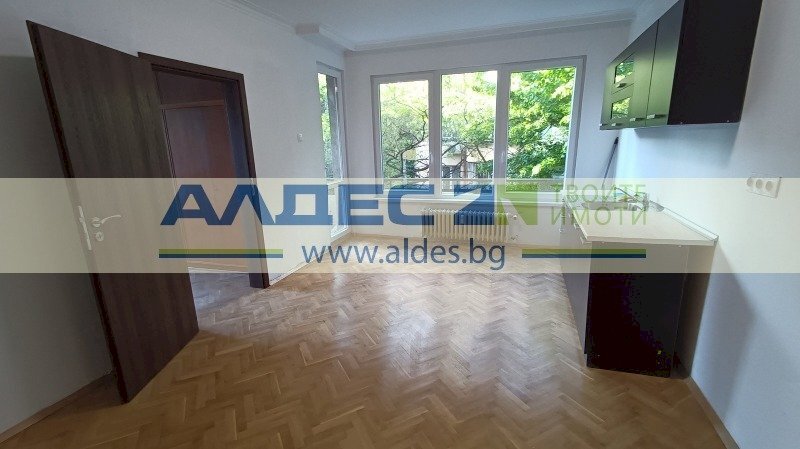 Apartment Sofia (neighborhood Медицинска академия) - photo 1