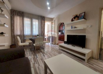 Three-room apartment Varna - photo 1