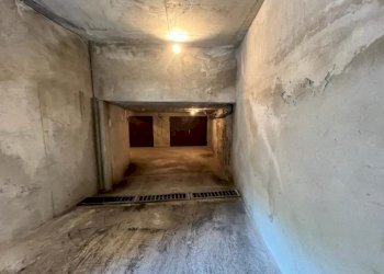 Commercial Premises Ruse (neighborhood Широк център) - photo 3