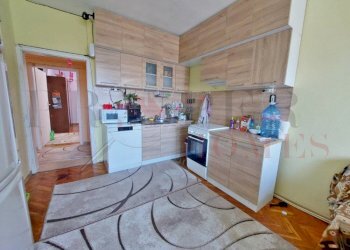 Four-room apartment Veliko Tarnovo (neighborhood Център) - photo 1