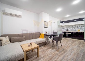 Four-room apartment Varna (neighborhood Център) - photo 1