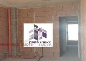 Trilocale Plovdiv (zona Коматевски възел) - foto 1