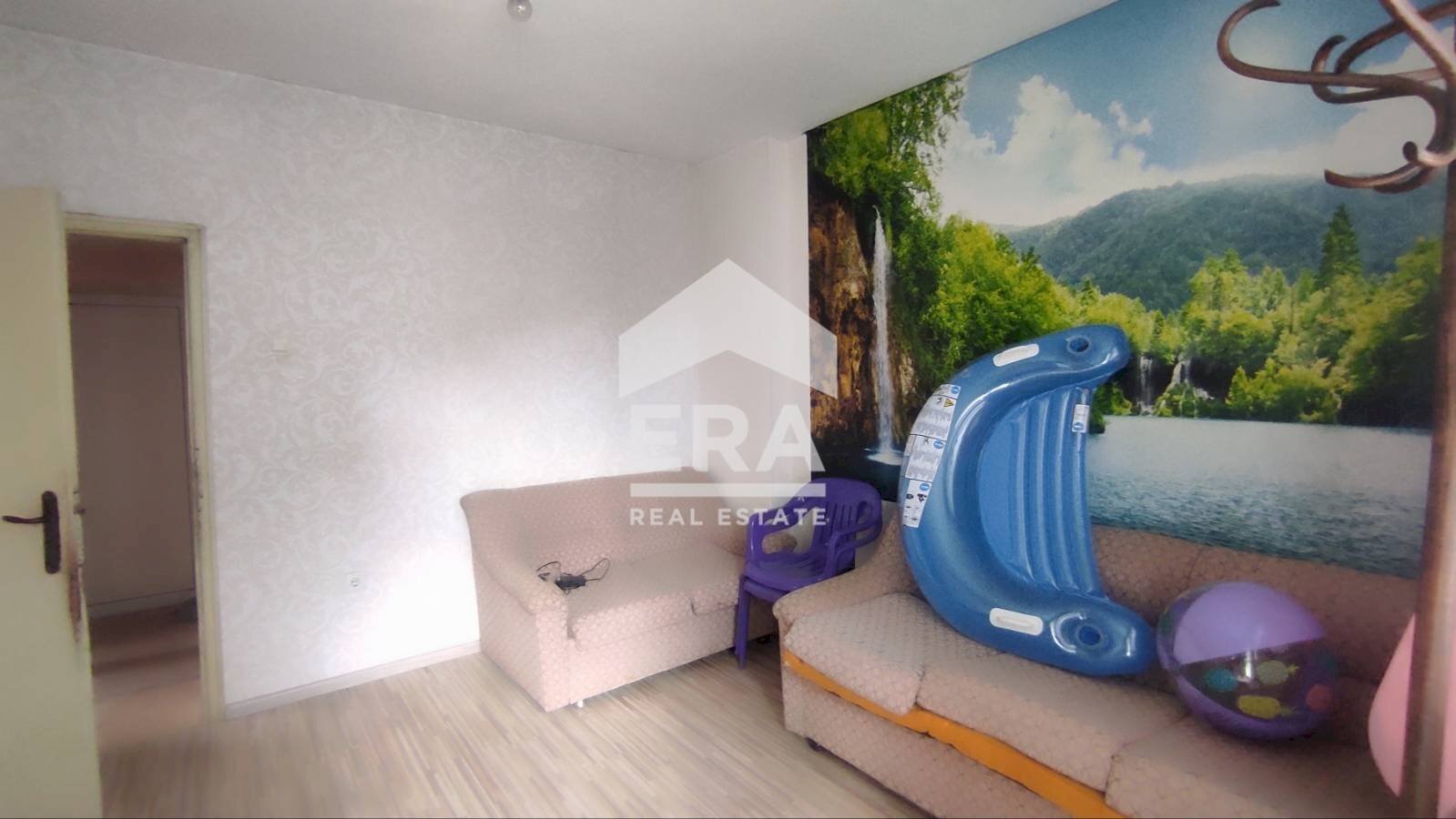 Three-room apartment Pernik (neighborhood Църква) - photo 1