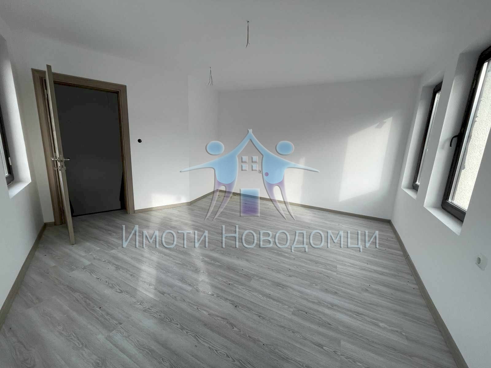 Apartment Shumen (neighborhood Дивизионна болница) - photo 1