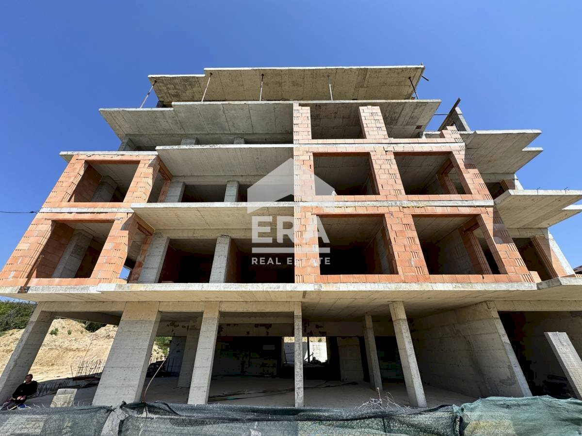 Three-room apartment Varna (neighborhood Левски 2) - photo 1