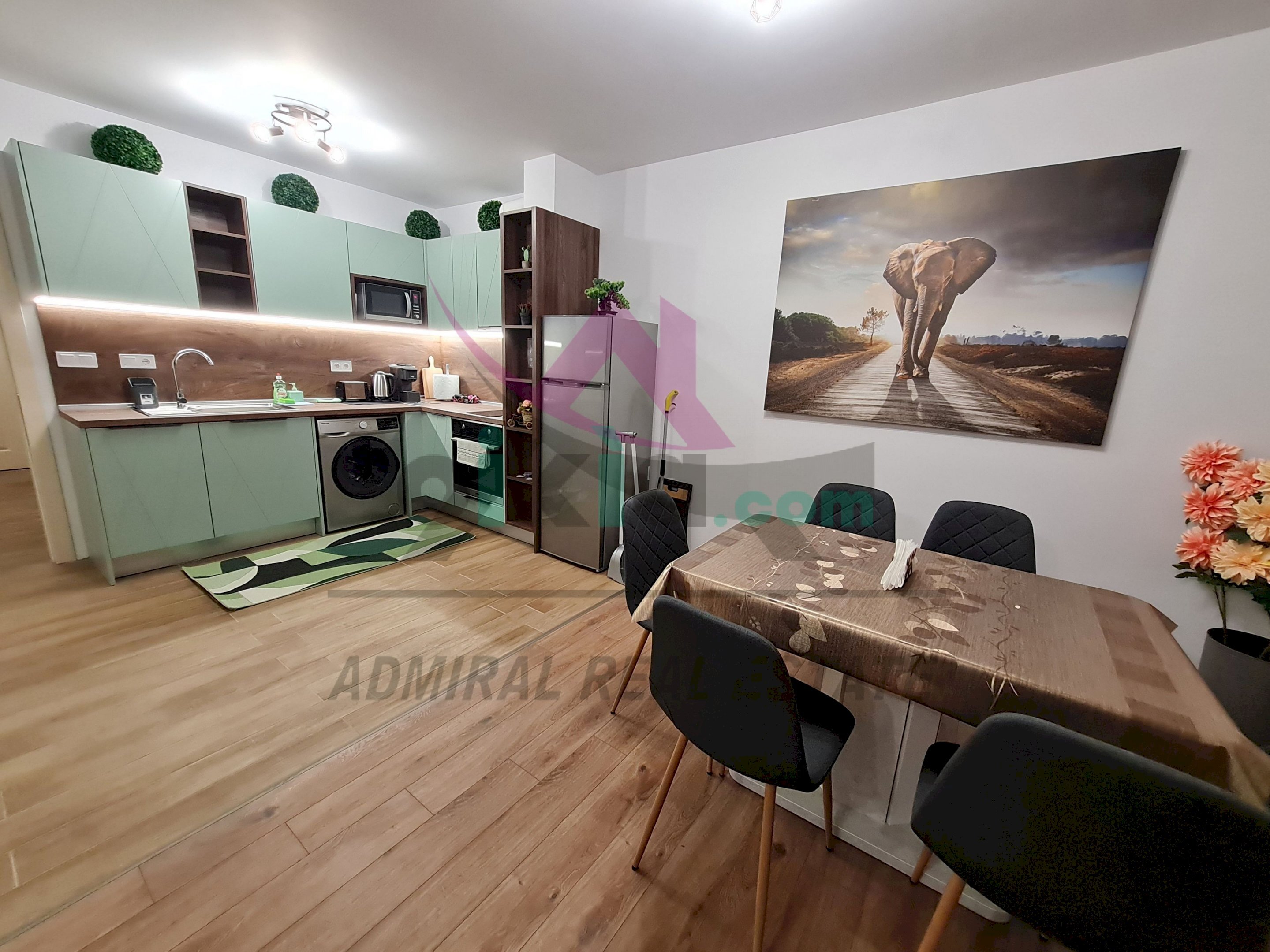 Three-room apartment варна, Varna (neighborhood Център) - photo 1