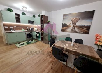 Three-room apartment варна, Varna (neighborhood Център) - photo 1