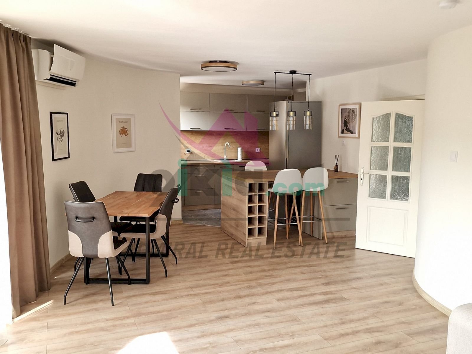 Quadrilocale варна, Varna (zona Център) - foto 1