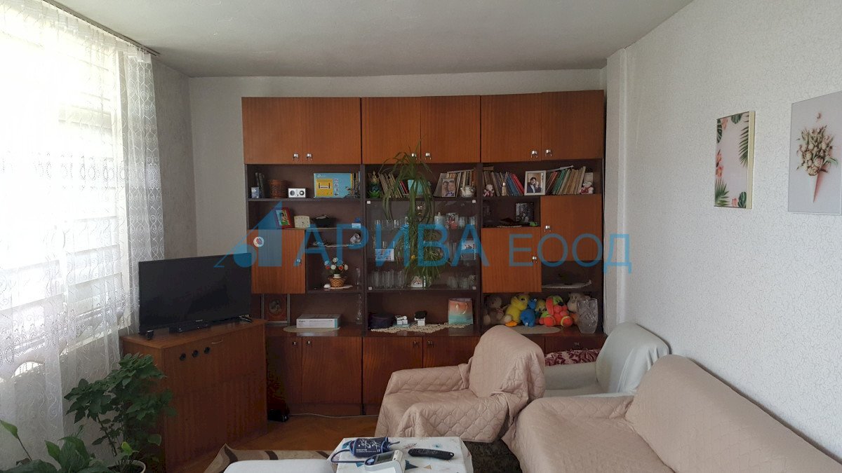 Three-room apartment Възраждане, Haskovo - photo 1