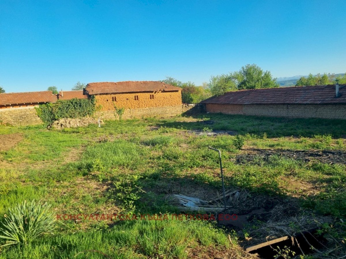 Agricultural land с. Баховица, Lovech - photo 1