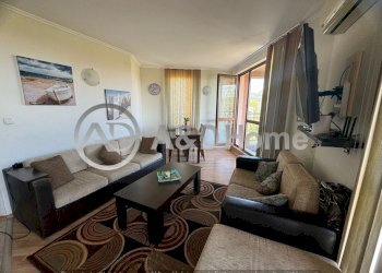 Three-room apartment Nesebar - photo 1