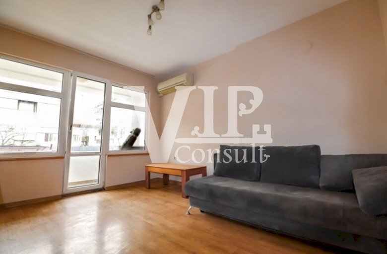 Two-room apartment Varna (neighborhood Център) - photo 1