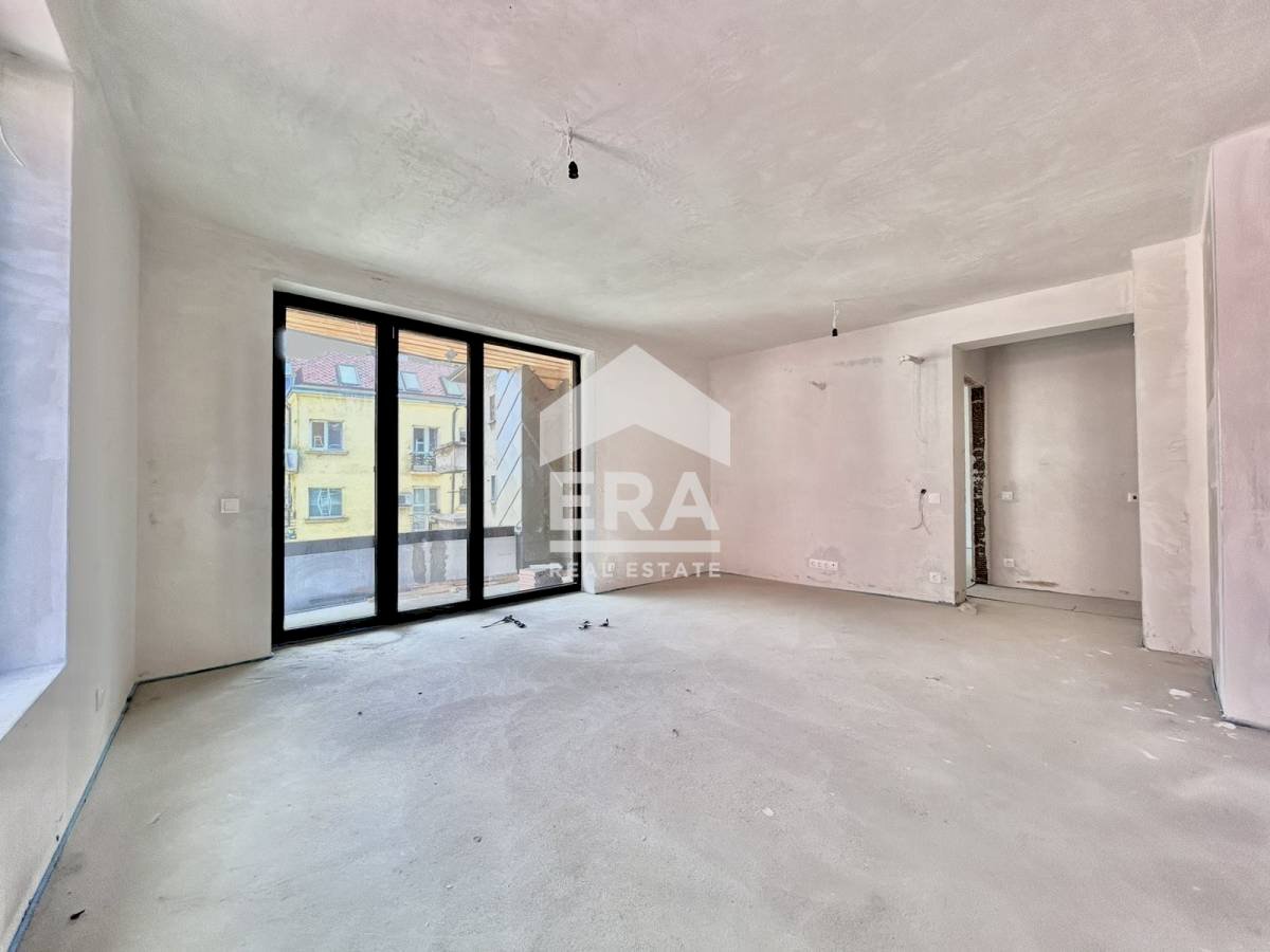 Three-room apartment Sofia (neighborhood Лозенец) - photo 1