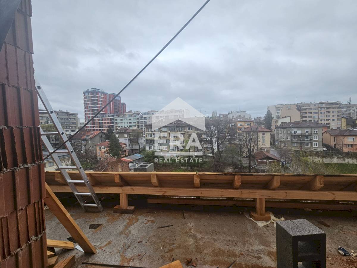 Trilocale Sofia (zona Банишора) - foto 1