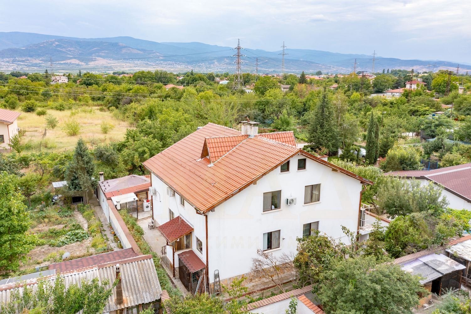 Casa indipendente Plovdiv (zona Беломорски) - foto 1