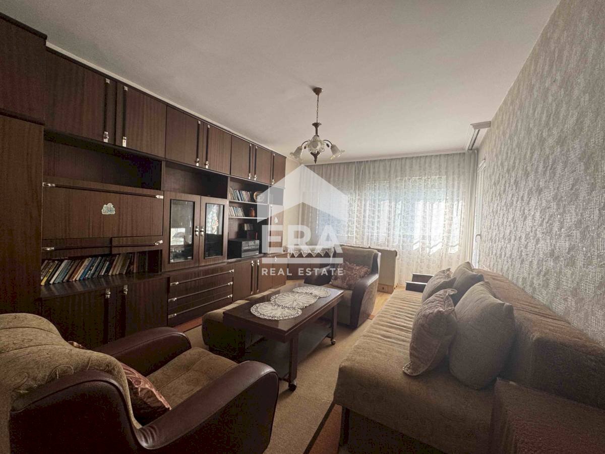 Three-room apartment Silistra (neighborhood Център) - photo 1