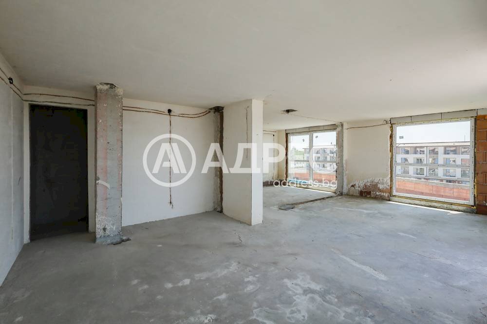 Четиристаен Burgas city, Бургас - фото 1