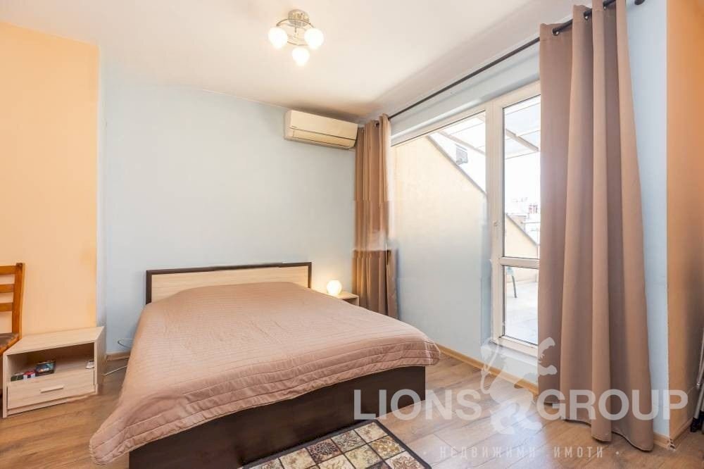 Four-room apartment Varna - photo 1