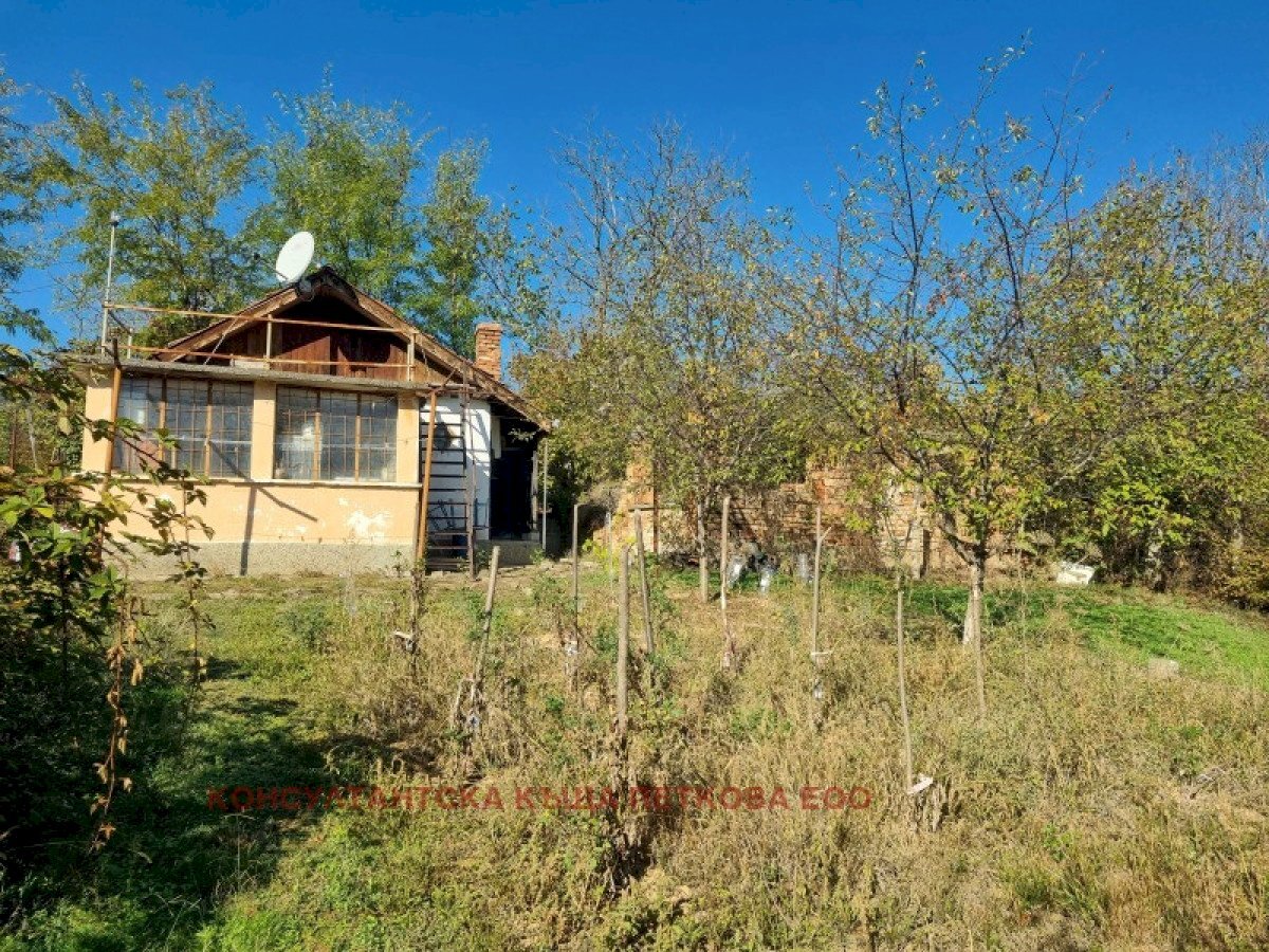Вили Синан тепе, Ловеч - фото 1