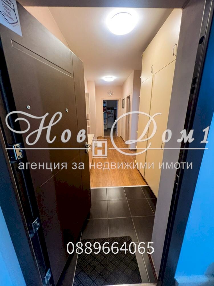 Three-room apartment Varna (neighborhood м-т Зеленика) - photo 1