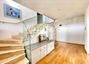 Independent house Varna - photo 1