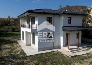 Villa Varna (zona м-т Акчелар) - foto 1