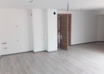 Apartment Shumen (neighborhood Томбул джамия) - photo 1