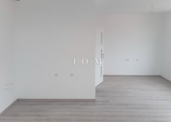 Trilocale Shumen (zona Томбул джамия) - foto 1