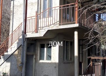 Villa Shumen (neighborhood Дивдядово) - photo 1