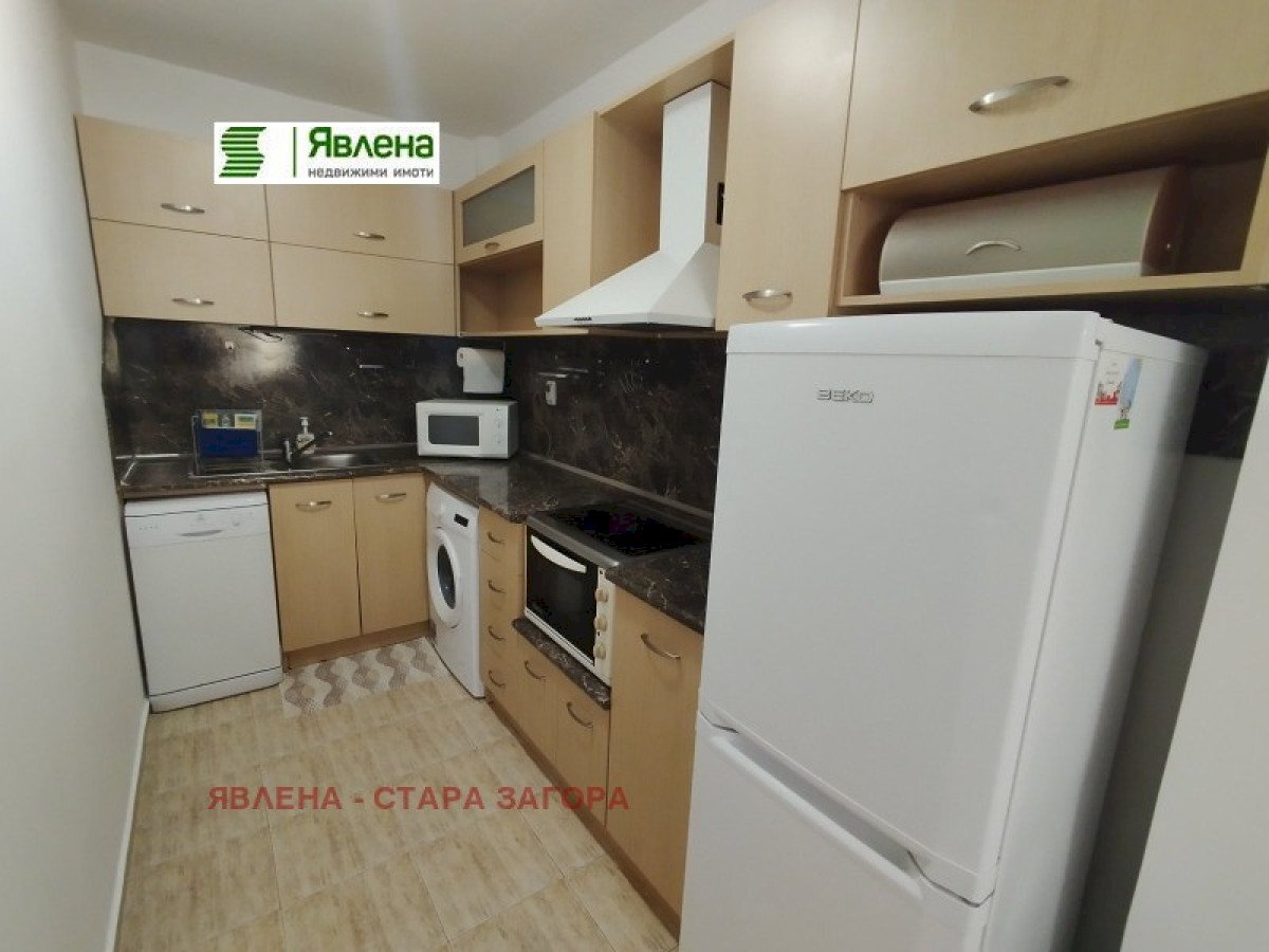 Two-room apartment Stara Zagora (neighborhood Център) - photo 1